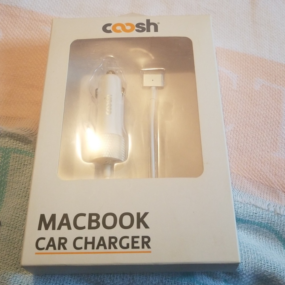 Coosh Macbook car charger